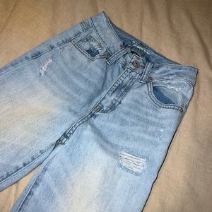 💛 Light blue jeans